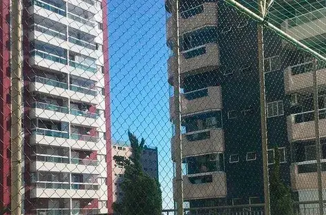 Fábrica de rede de proteção para campo