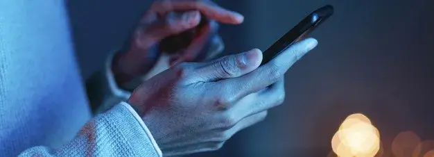 Rede de proteção para campo de futebol society