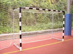 Tela de proteção para campo de futebol